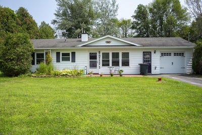 /international/us/8-mohawk-road-plattsburgh-ny-110101399741/?lang=zh-tw