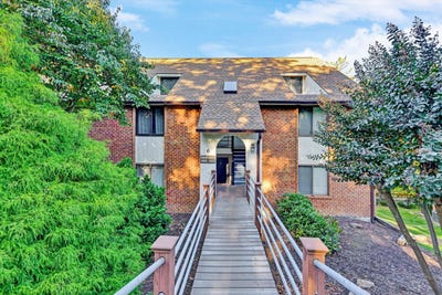 /international/us/3329-forest-ridge-rd-sw-roanoke-va-110120800188/