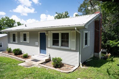 /international/us/26404-fisher-cove-lane-pittsburg-mo-110100946506/