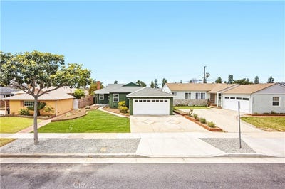 /international/us/11803-chanera-hawthorne-ca-110107783133/