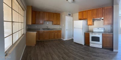 /international/us/8638-n-8th-street-phoenix-az-110106919179/