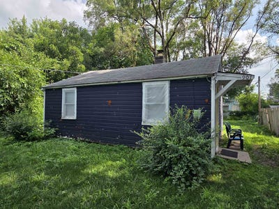 /international/us/907-maple-machesney-park-il-110100755272/