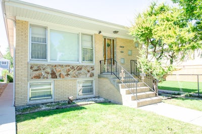 /international/us/3836-n-oconto-avenue-chicago-il-110110335457/