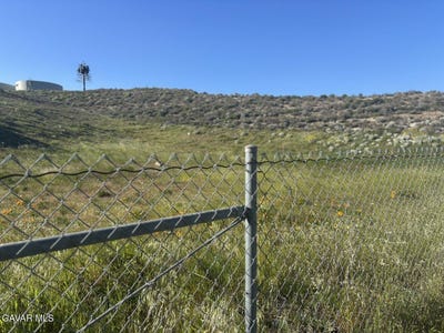 /international/us/28299-enderly-street-canyon-country-ca-110108232723/