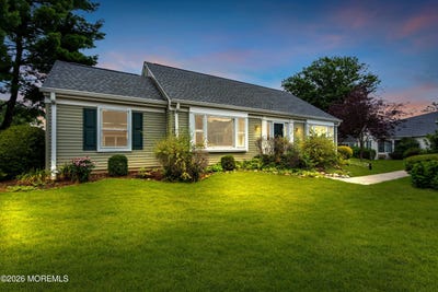 /international/us/452-roxbury-lane-monroe-nj-110110170673/