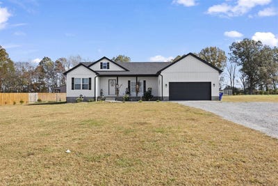 /international/us/12432-lewisburg-road-lewisburg-ky-110098911987/