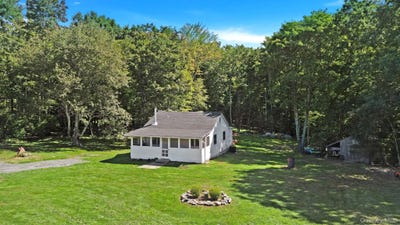 /international/us/290-county-route-56-wurtsboro-ny-110110228725/