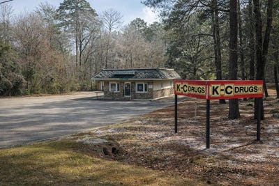 /international/us/2155-worth-street-hemphill-tx-110105936463/