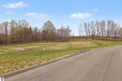 /international/us/parcel-2-karnes-road-glen-arbor-mi-110108815202/