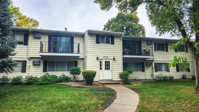 /international/us/3302-2nd-street-n-fargo-nd-110119994500/