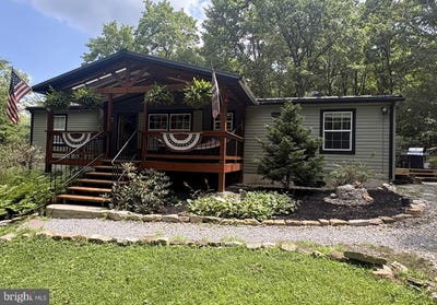 /international/us/121-retreat-road-new-ringgold-pa-110120515170/