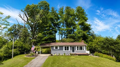 /international/us/7087-highway-151-ava-il-110120512152/