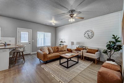 /international/us/3050-n-175-e-cedar-city-ut-110108268073/
