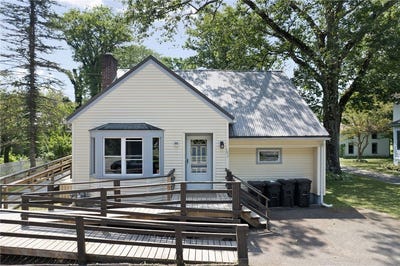 /international/us/183-cayuga-street-groton-ny-110101223555/