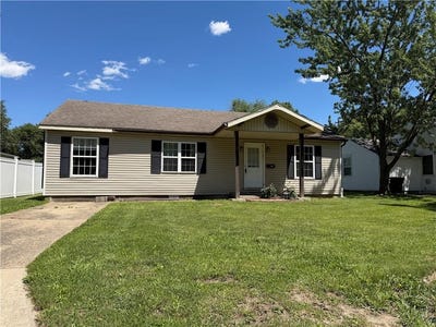 /international/us/1405-burnam-road-chillicothe-mo-110108817190/