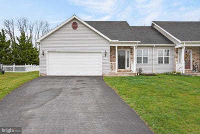 /international/us/213-maple-drive-hanover-pa-110107164199/