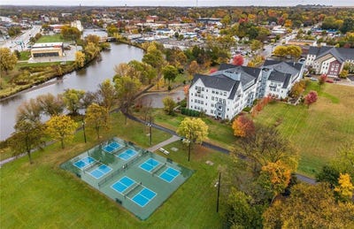 /international/us/301-7th-street-w-northfield-mn-110103073344/