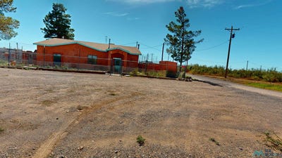 /international/us/694-e-n-boundary-columbus-nm-110103264440/