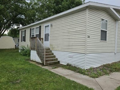 /international/us/11143-4th-st-ne-blaine-mn-110109063384/
