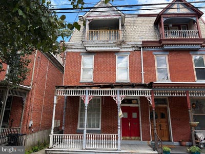 /international/us/1715-green-street-harrisburg-pa-110108639818/