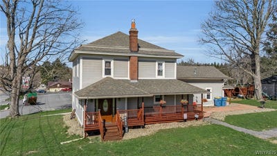/international/us/11612-big-tree-road-east-aurora-ny-110107264819/