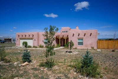 /international/us/2-calle-de-cazador-ranchos-de-taos-nm-110101219737/?lang=zh-cn