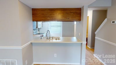 /international/us/7344-pebblestone-drive-charlotte-nc-110106001213/