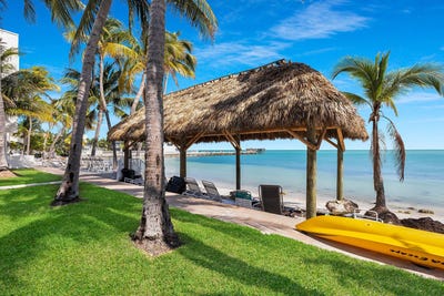 /international/us/601-w-ocean-drive-key-colony-fl-110098672940/
