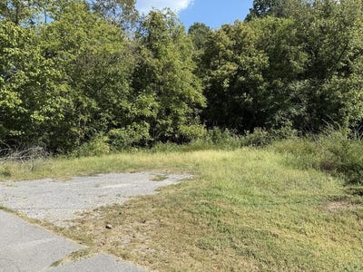 /international/us/325-w-gipson-ave-gainesboro-tn-110110088727/