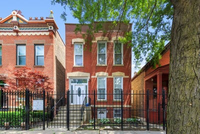 /international/us/chicago-il-110108413353/