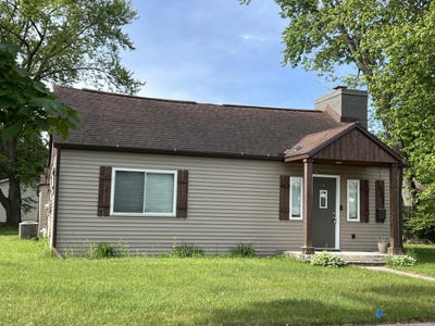 /international/us/1302-barnes-street-albion-mi-110099885573/