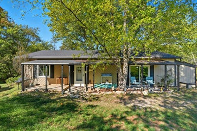 /international/us/1518-jones-road-ridgedale-mo-110107987995/