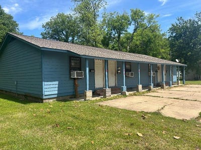 /international/us/507-513-washington-street-osceola-ar-110107865705/