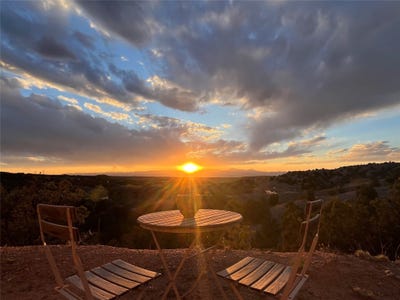 /international/us/25-a-camino-chupadero-santa-fe-nm-110093473563/