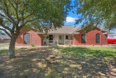 /international/us/2050-westward-trail-bruceville-tx-110120148409/