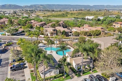 /international/us/26348-arboretum-way-murrieta-ca-110106567325/