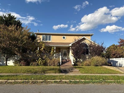 /international/us/47-e-beech-street-long-beach-ny-110103253778/