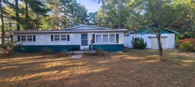 /international/us/4711-interlake-drive-oscoda-mi-110102733833/