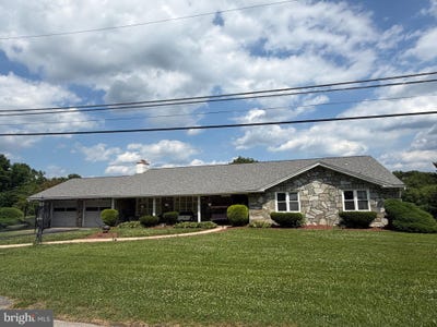 /international/us/155-w-3rd-avenue-coatesville-pa-110108932846/