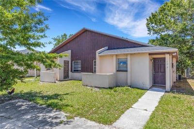 /international/us/1047-1049-captiva-point-lakeland-fl-110107392585/