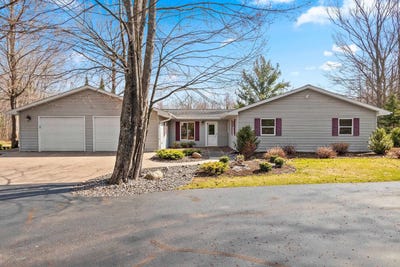 /international/us/17350-lake-john-road-lakewood-wi-110107633835/