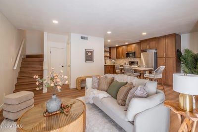 /international/us/2040-s-longmore-street-mesa-az-110110257551/