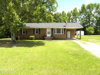 /international/us/210-russell-drive-princeville-nc-110099330825/