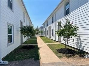 /international/us/1505-w-pearl-street-granbury-tx-110107884388/