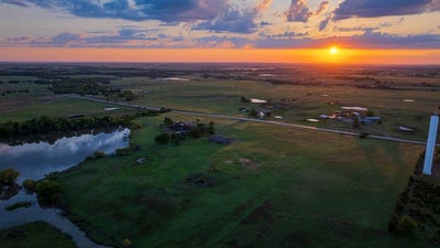 /international/us/19351-county-rd-110-perry-ok-110108986364/