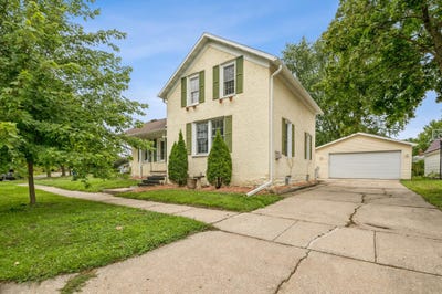 /international/us/120-n-winnebago-street-de-pere-wi-110101004525/