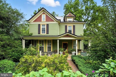 /international/us/802-s-blue-ridge-ave-culpeper-va-110107876530/