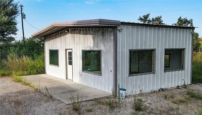 /international/us/4775-state-hwy-77-highway-chilton-tx-110099448844/