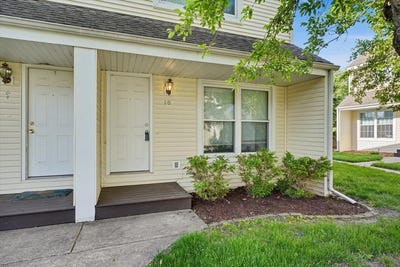 /international/us/2311-galen-drive-champaign-il-110107958624/