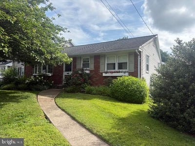 /international/us/547-hulmeville-avenue-penndel-pa-110100525751/?lang=en